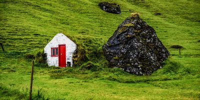 Hobbit Hole, fine art photograph by Justin Cooper