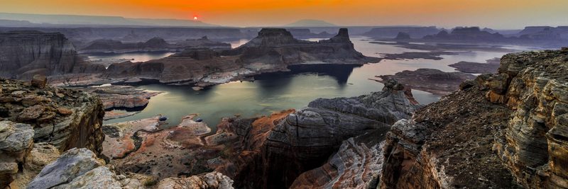Overlook Horizon, a fine art photograph by Justin Cooper